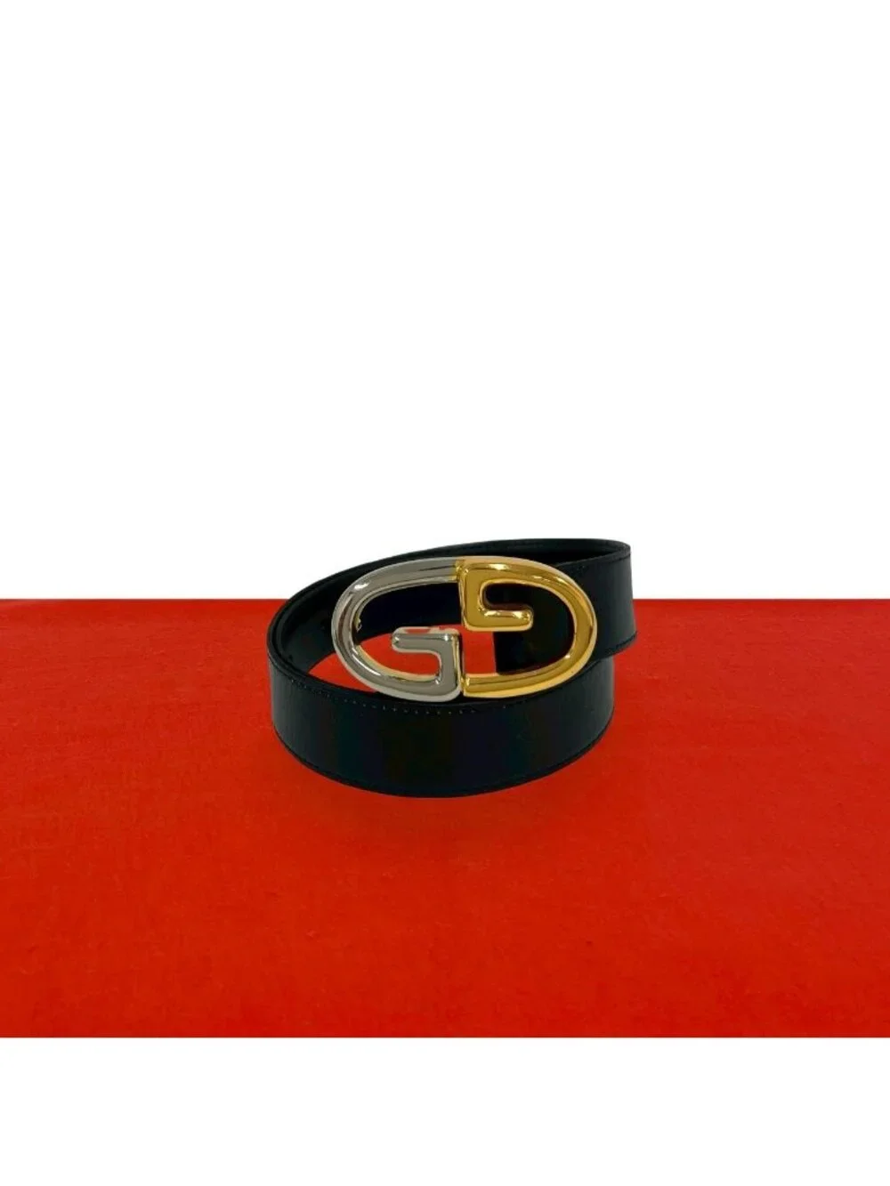 Gucci Vintage GG Logo Buckle Leather Belt Black